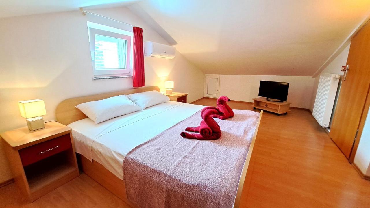 Apartments Kay บัชกา ภายนอก รูปภาพ