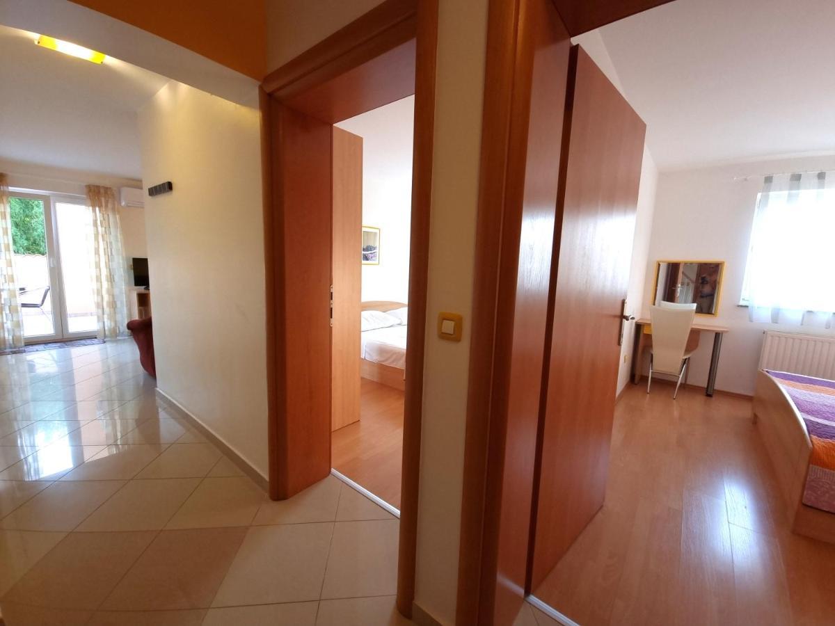Apartments Kay บัชกา ภายนอก รูปภาพ