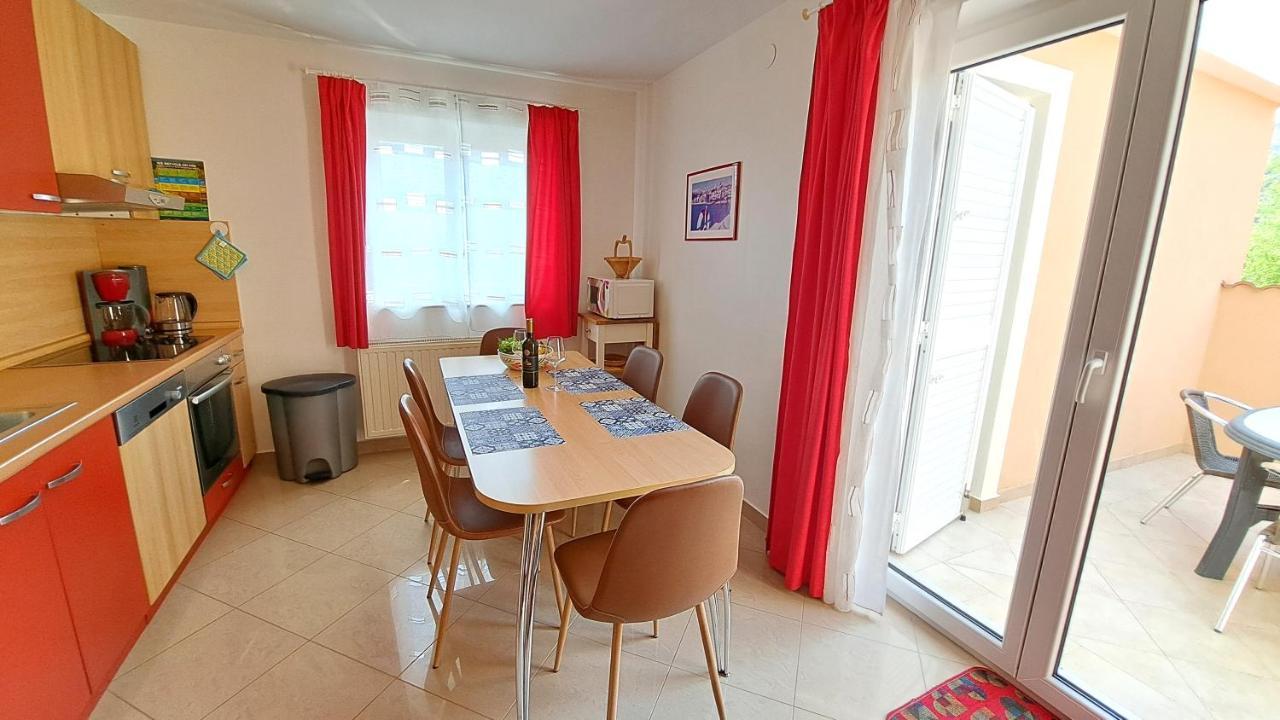 Apartments Kay บัชกา ภายนอก รูปภาพ