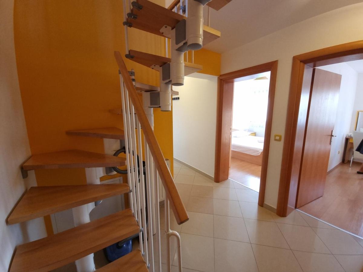 Apartments Kay บัชกา ภายนอก รูปภาพ